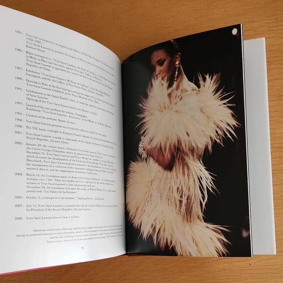 Assouline – Yves Saint Laurent (2008) - Picture 14 of 16